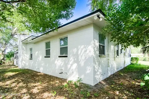 6910 Cartier Circle Jacksonville FL 32208