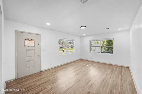 6910 Cartier Circle Jacksonville FL 32208