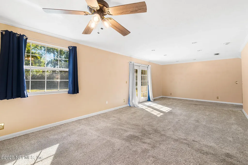 2944 Madrid Avenue E Jacksonville FL 32217