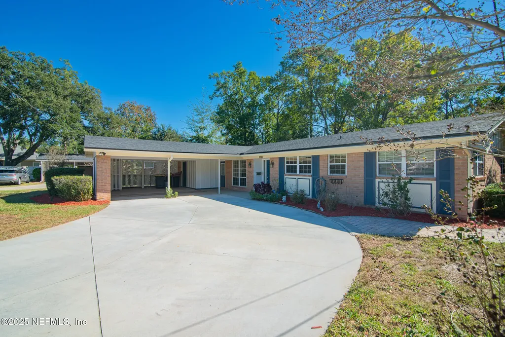 2944 Madrid Avenue E Jacksonville FL 32217