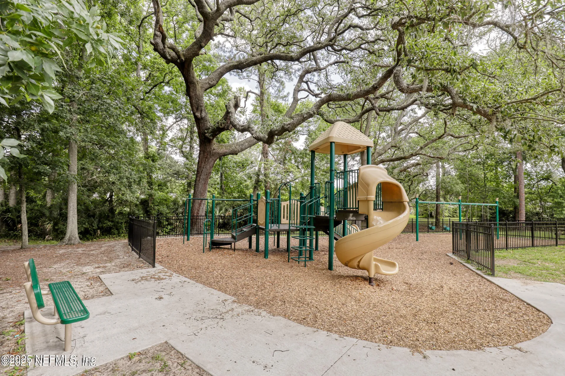 2944 Madrid Avenue E Jacksonville FL 32217