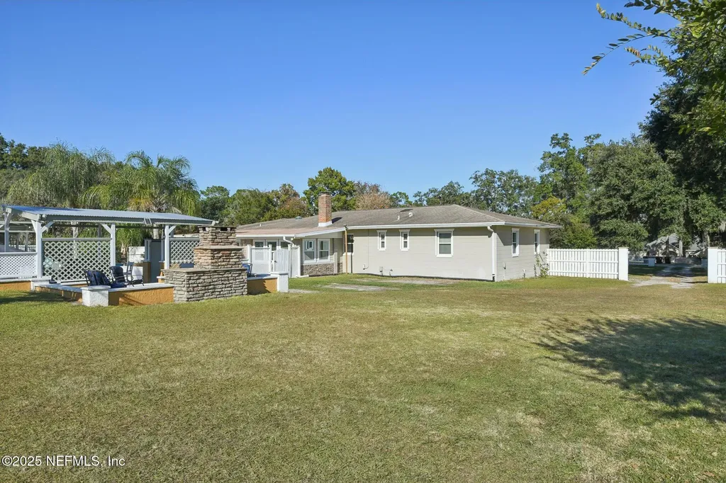 768 Arthur Moore Drive Green Cove Springs FL 32043