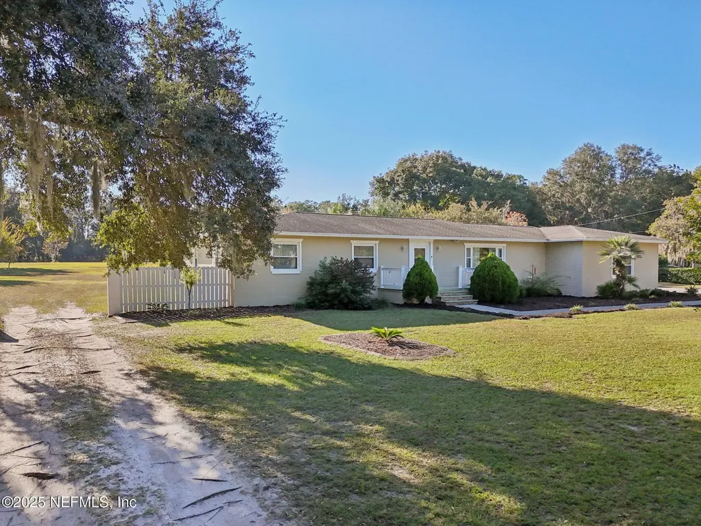 768 Arthur Moore Drive Green Cove Springs FL 32043