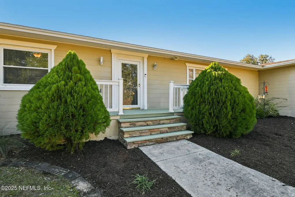 768 Arthur Moore Drive Green Cove Springs FL 32043