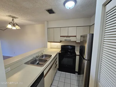 1307 River Hills Circle E Jacksonville FL 32211