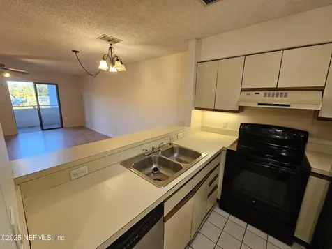 1307 River Hills Circle E Jacksonville FL 32211