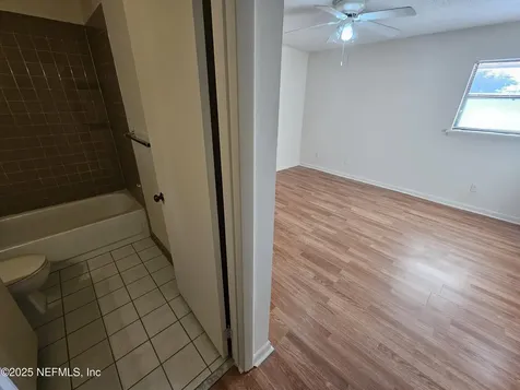 1307 River Hills Circle E Jacksonville FL 32211