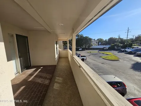 1307 River Hills Circle E Jacksonville FL 32211