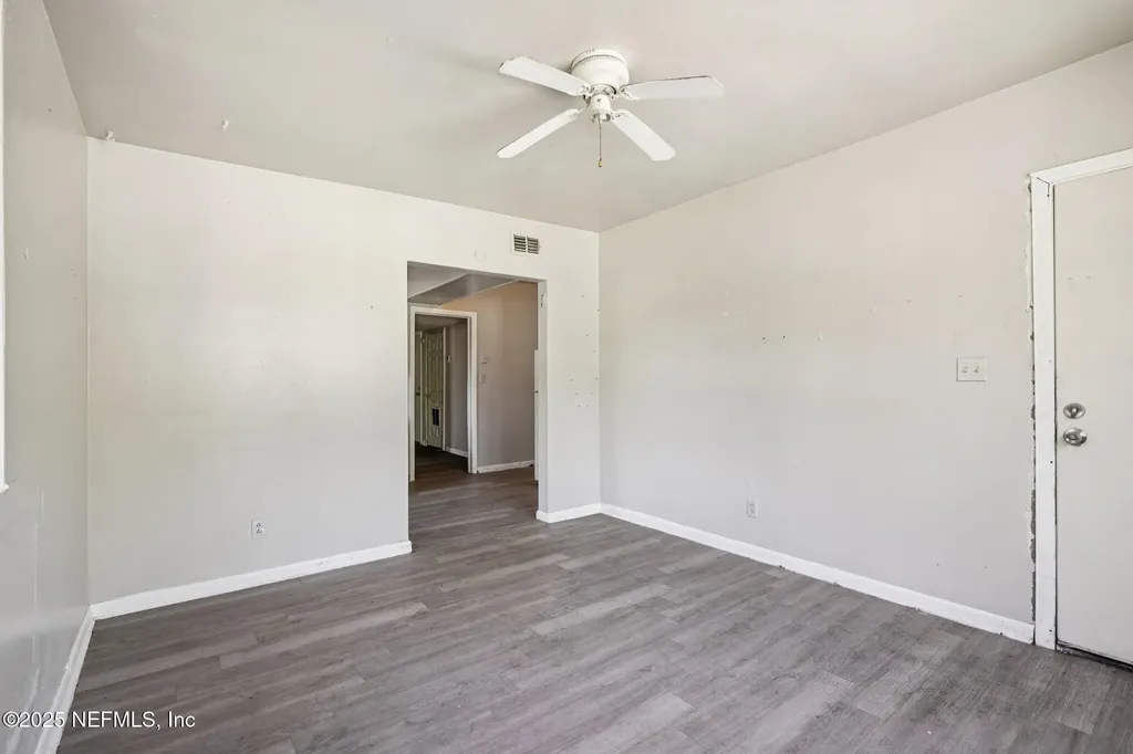 1584 W 31st Street Jacksonville FL 32209