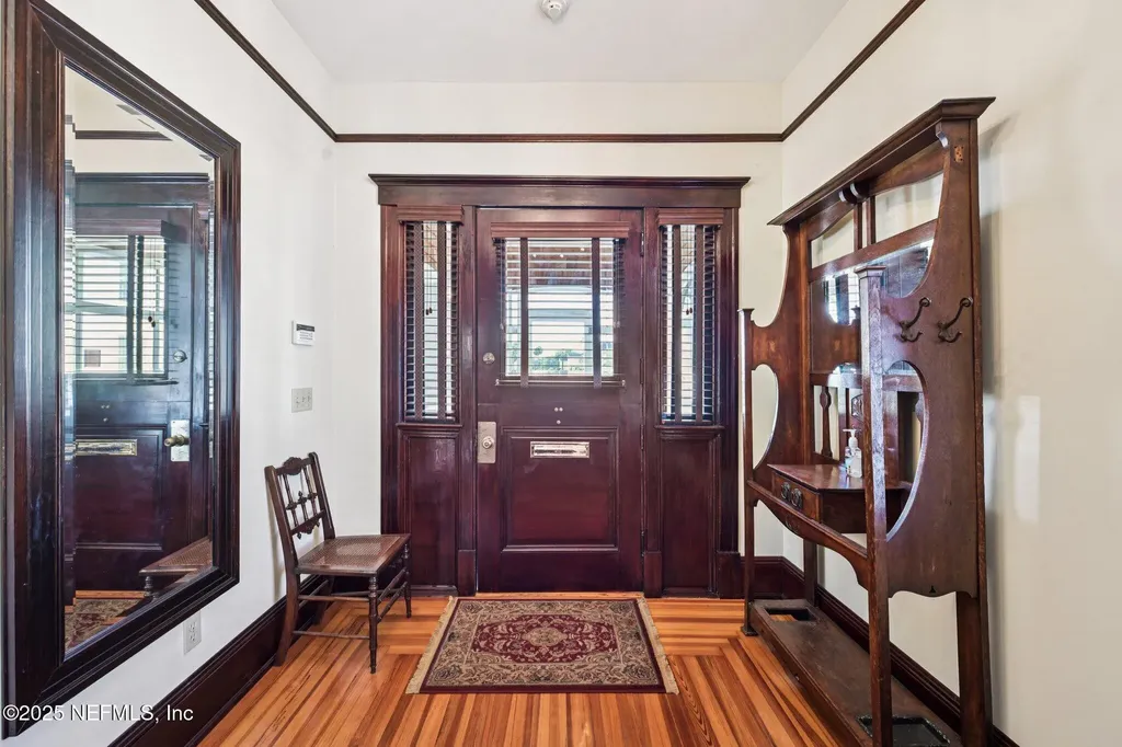 178 Avenida Menendez St. Augustine FL 32084