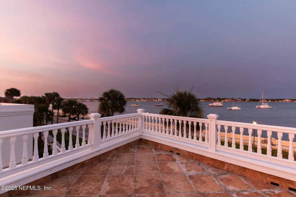 178 Avenida Menendez St. Augustine FL 32084