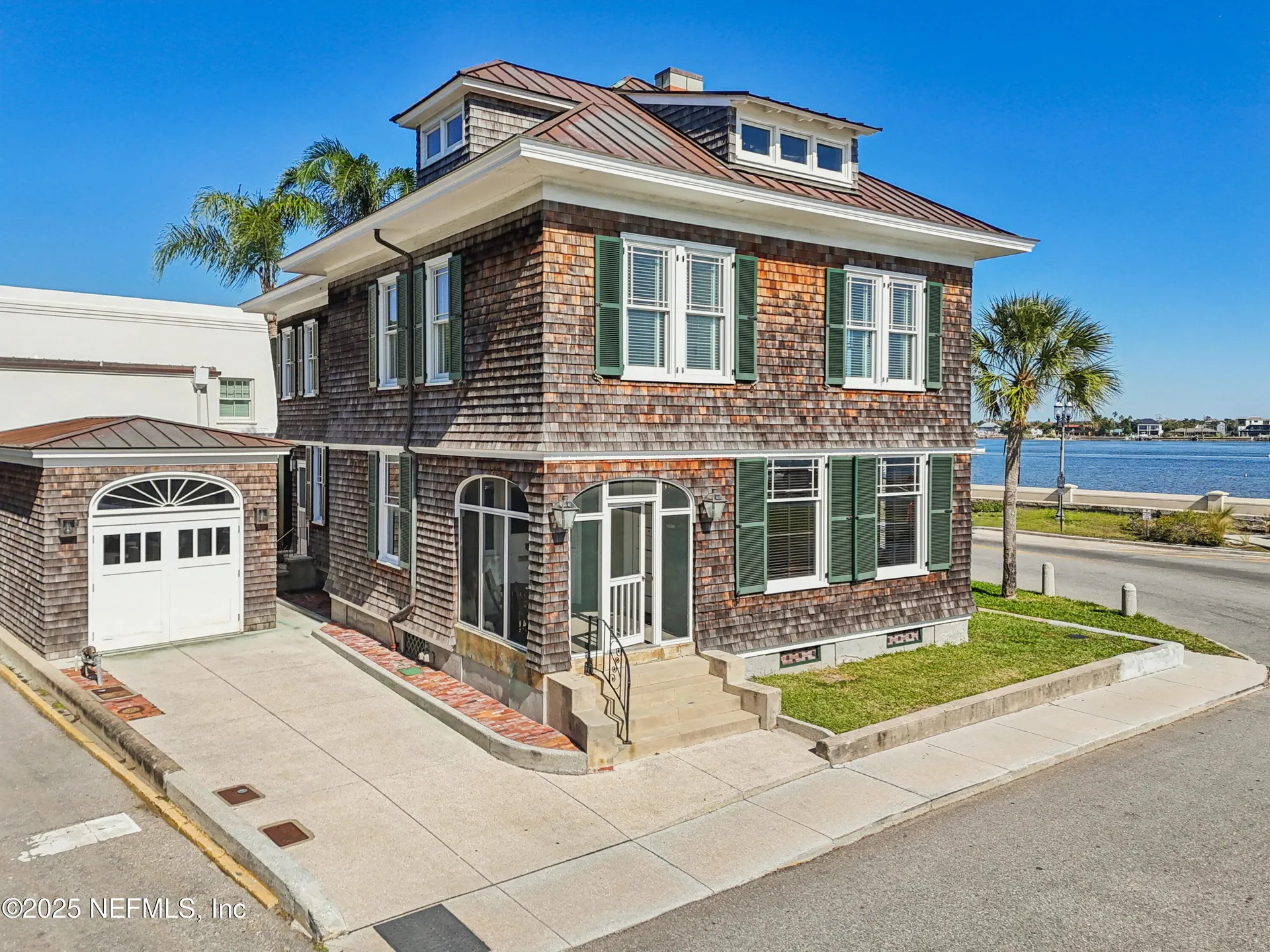 178 Avenida Menendez St. Augustine FL 32084