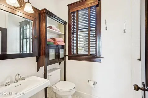 178 Avenida Menendez St. Augustine FL 32084