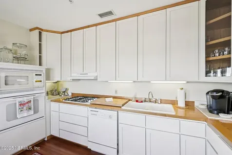 178 Avenida Menendez St. Augustine FL 32084