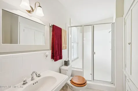 178 Avenida Menendez St. Augustine FL 32084