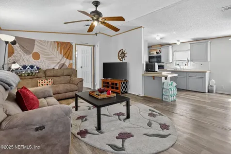 136 E Moccasin Creek Lane Palatka FL 32177