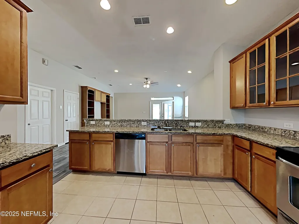 15582 Turkoman Circle Jacksonville FL 32218