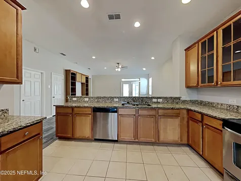 15582 Turkoman Circle Jacksonville FL 32218