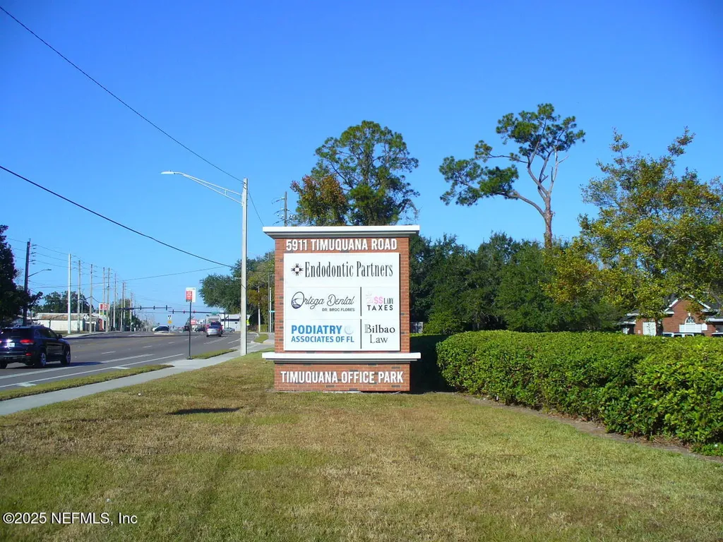 5911 Timuquana Road Jacksonville FL 32210