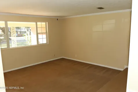 6811 Hermitage Road Jacksonville FL 32277