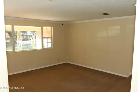 6811 Hermitage Road Jacksonville FL 32277