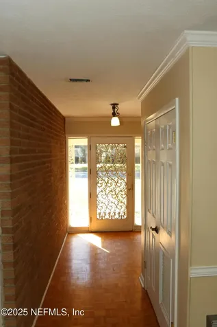 6811 Hermitage Road Jacksonville FL 32277