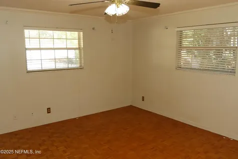 6811 Hermitage Road Jacksonville FL 32277