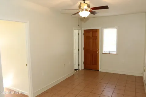 6811 Hermitage Road Jacksonville FL 32277