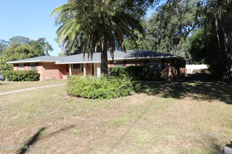 6811 Hermitage Road Jacksonville FL 32277