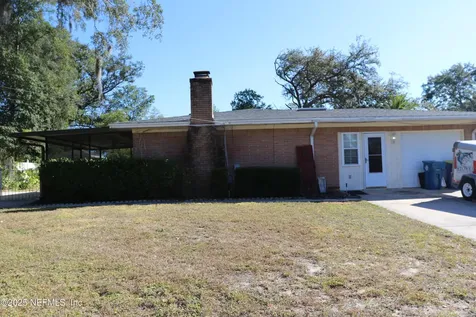 6811 Hermitage Road Jacksonville FL 32277