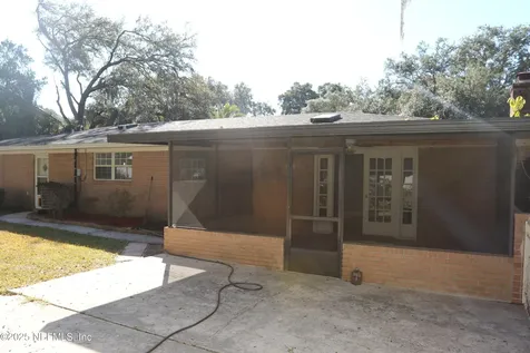 6811 Hermitage Road Jacksonville FL 32277