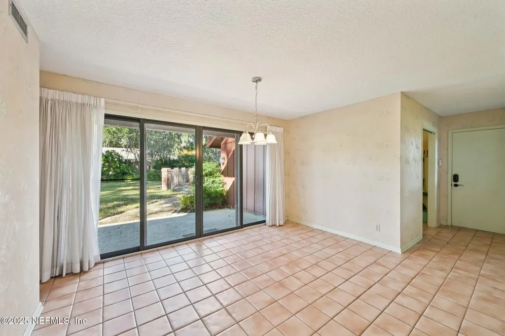 3707 Cathedral Oaks Place S Jacksonville FL 32217
