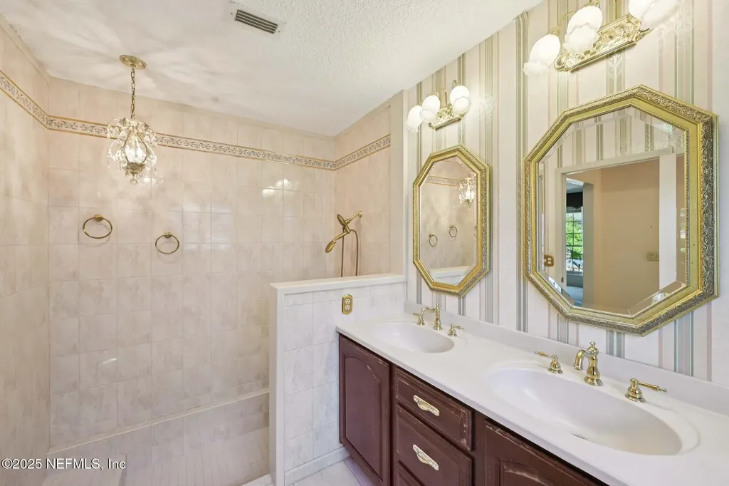 3707 Cathedral Oaks Place S Jacksonville FL 32217