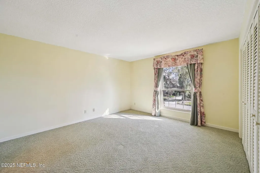 3707 Cathedral Oaks Place S Jacksonville FL 32217