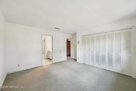 3707 Cathedral Oaks Place S Jacksonville FL 32217
