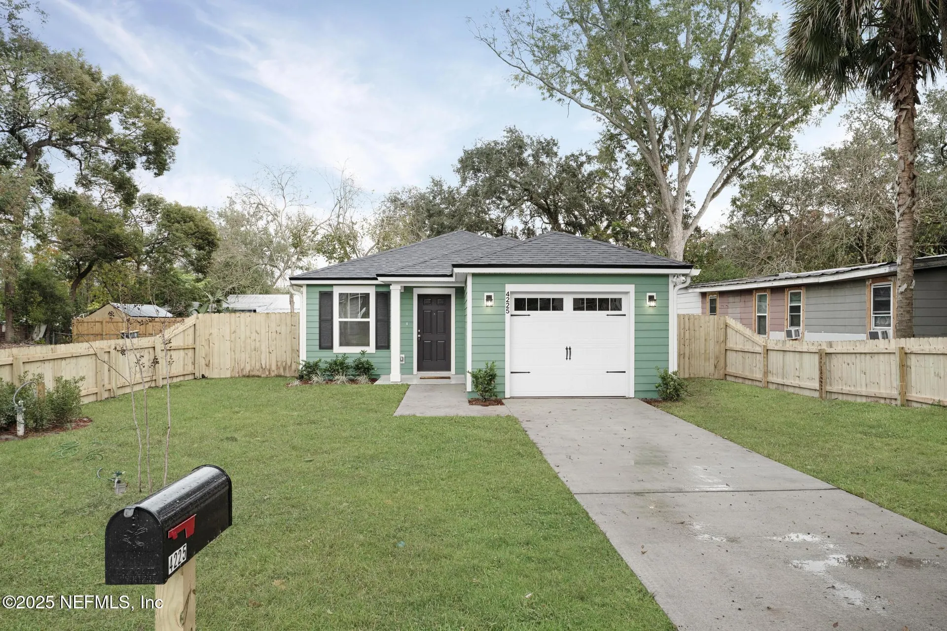 4225 Mc Arthur Street Jacksonville FL 32207