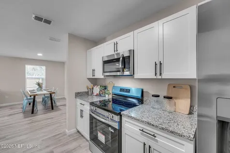 4225 Mc Arthur Street Jacksonville FL 32207