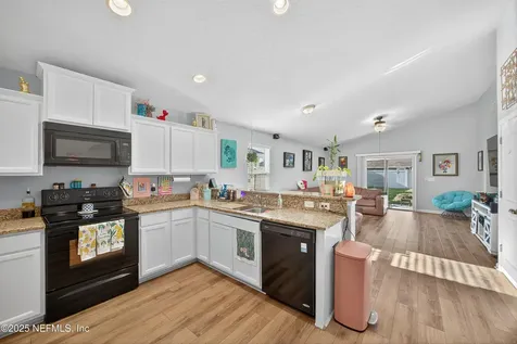 3286 Hidden Meadows Court Green Cove Springs FL 32043