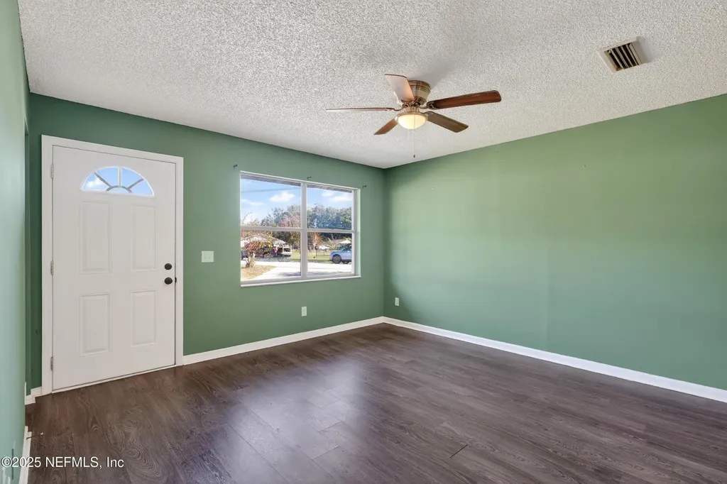 466 Sally Street Green Cove Springs FL 32043