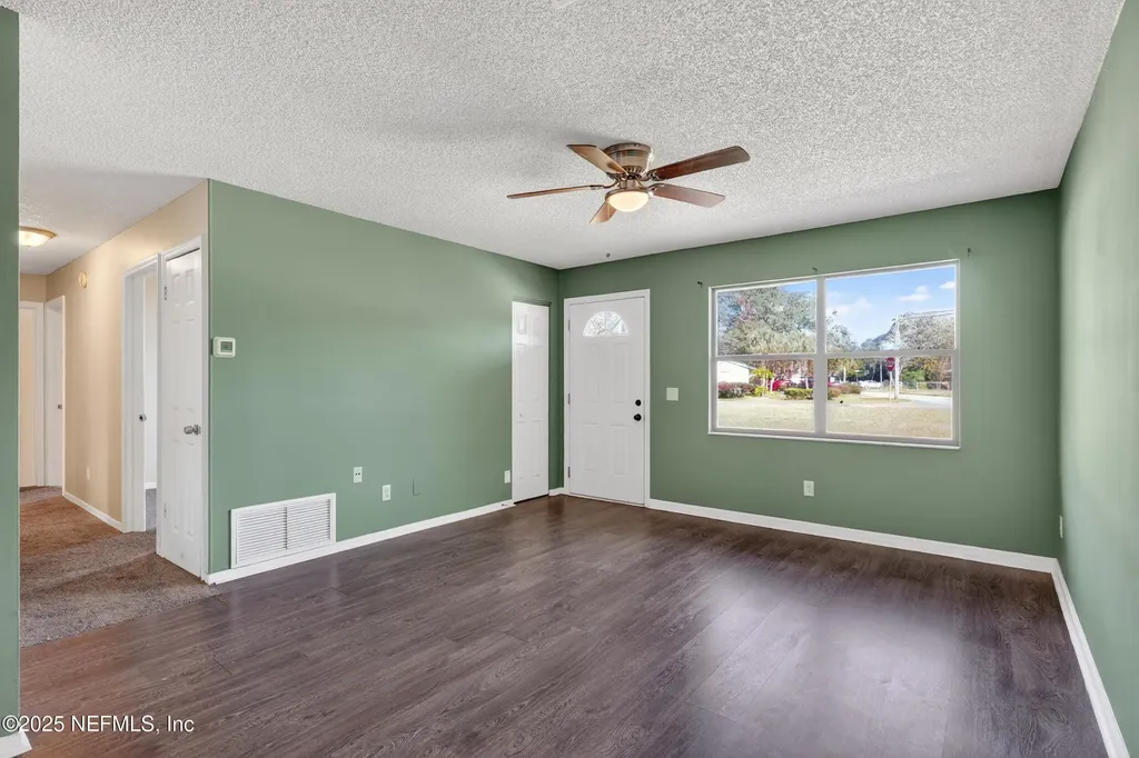 466 Sally Street Green Cove Springs FL 32043