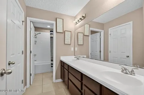 12256 Silverthorn Court Jacksonville FL 32258
