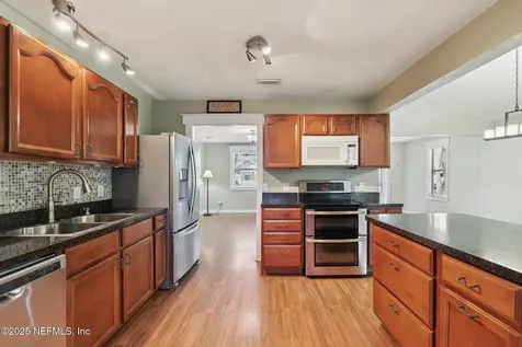 2707 Merwyn Road Jacksonville FL 32207