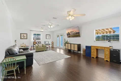 276 Baisden Road Jacksonville FL 32218