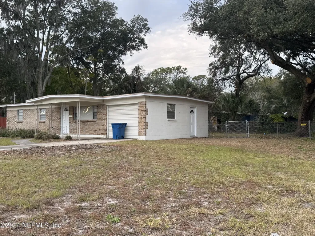 5719 Marlin Court Jacksonville FL 32277