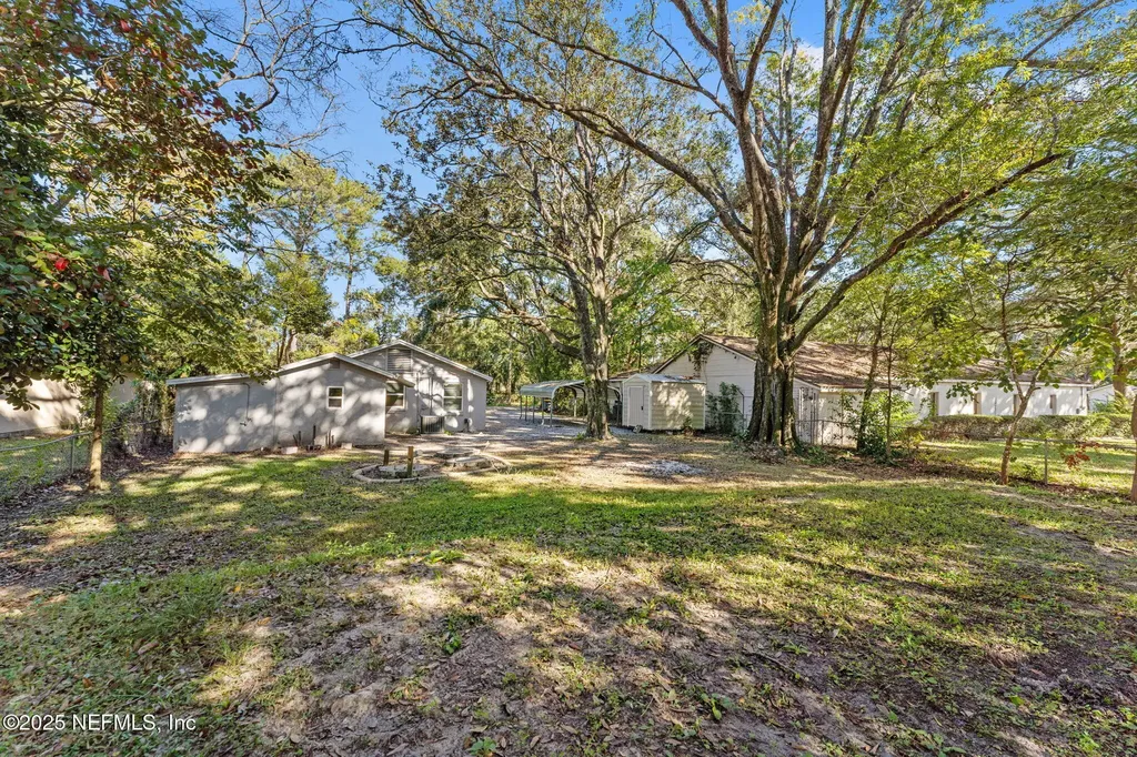 4044 Hunter Circle Jacksonville FL 32207