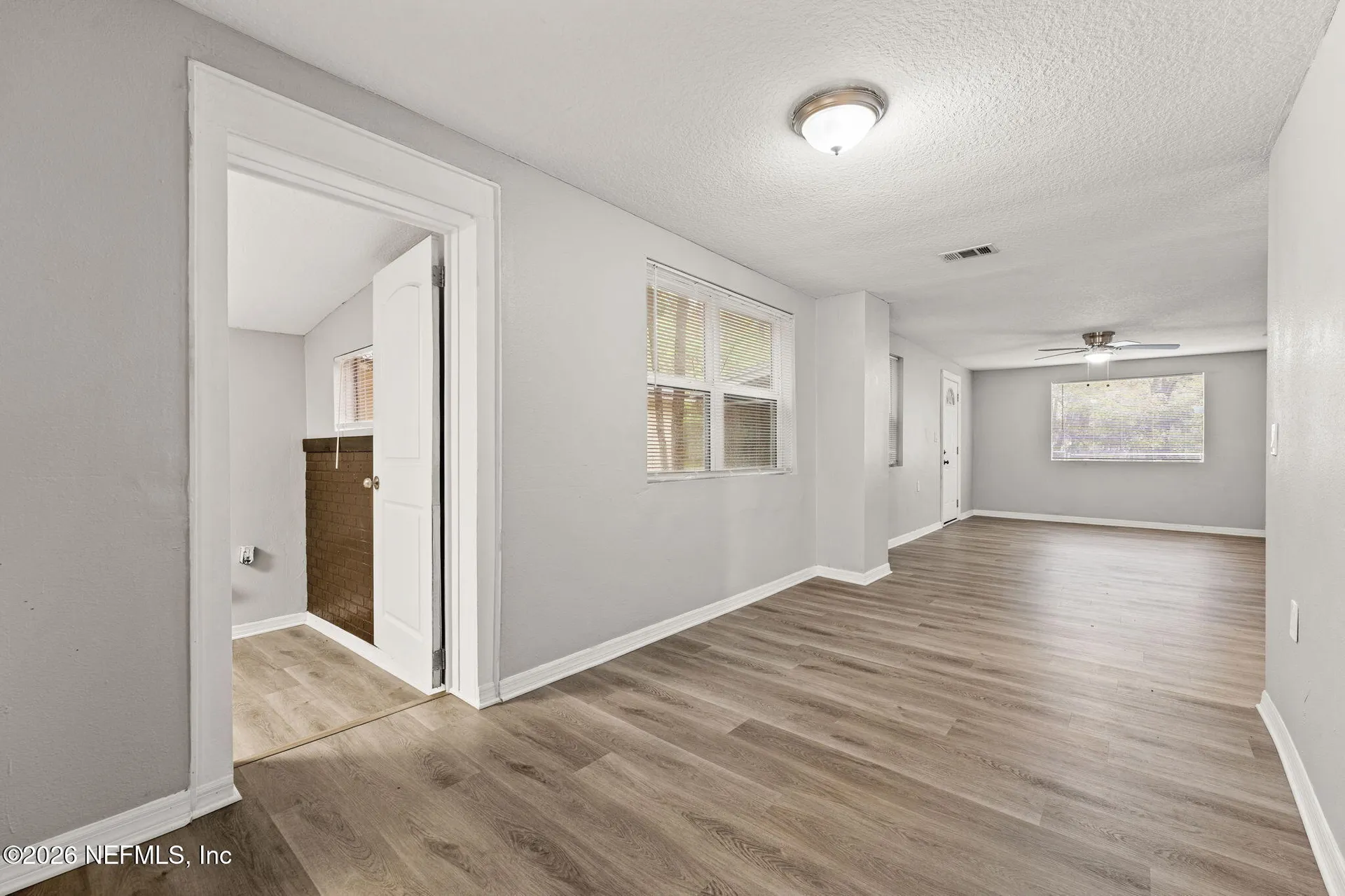 4044 Hunter Circle Jacksonville FL 32207