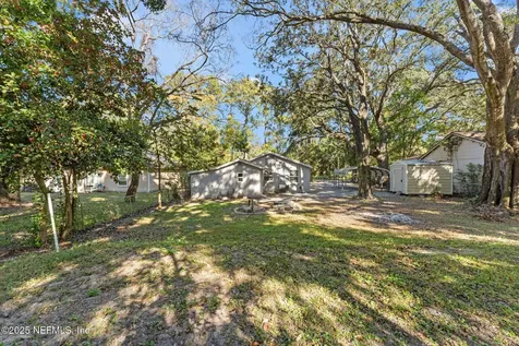 4044 Hunter Circle Jacksonville FL 32207