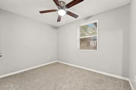 4044 Hunter Circle Jacksonville FL 32207