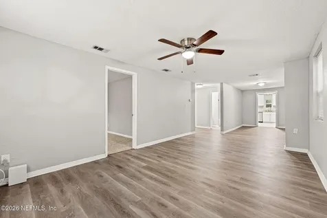 4044 Hunter Circle Jacksonville FL 32207