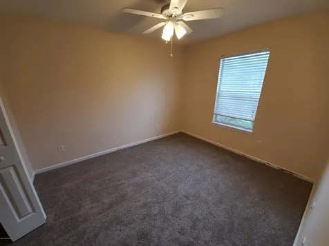 3432 International Village Drive W Jacksonville FL 32277